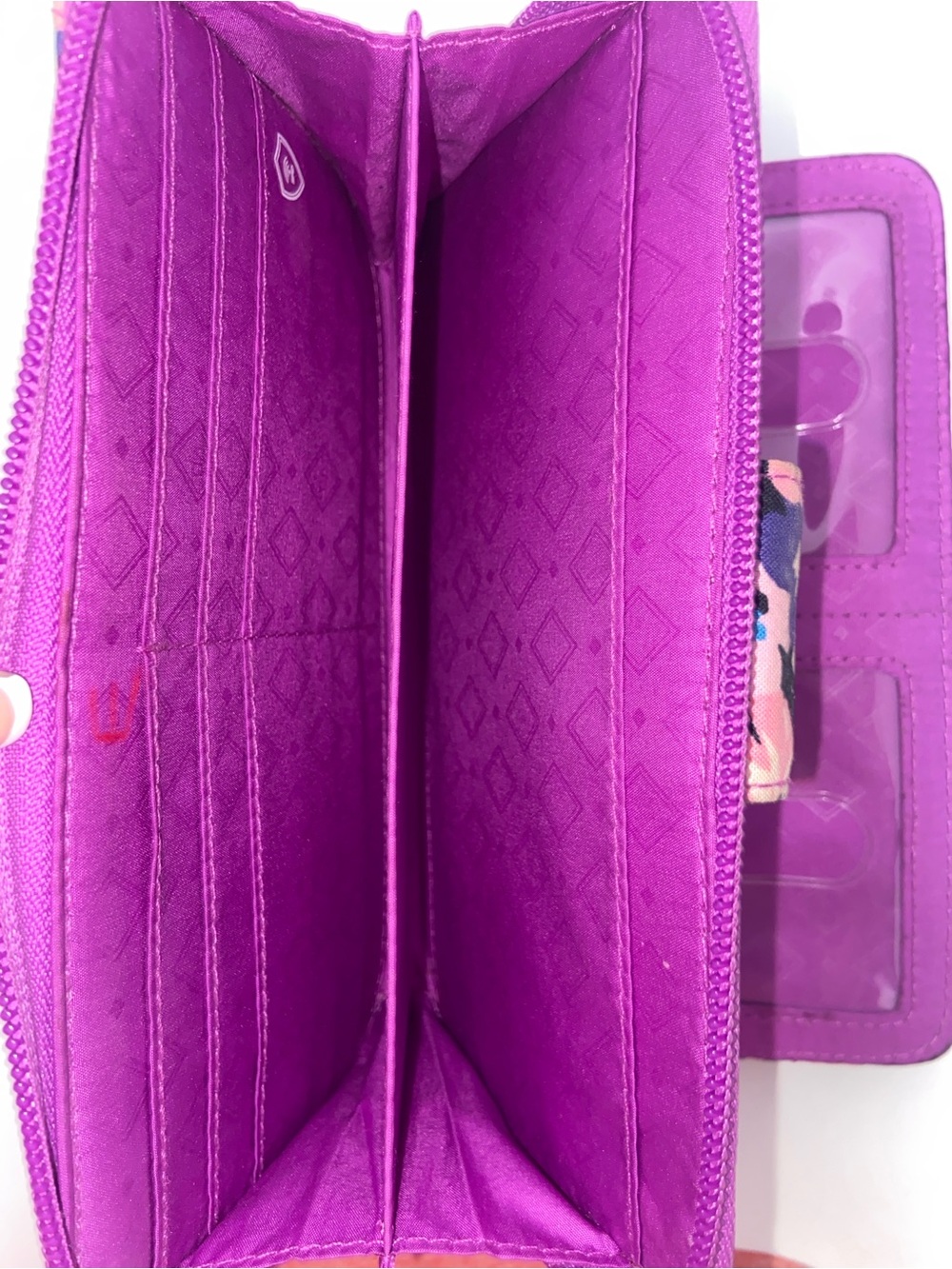 Kate Spade makeup bag by Clinic Michael Kors bag tag Vera Bradley wallet - Picture 11 of 15